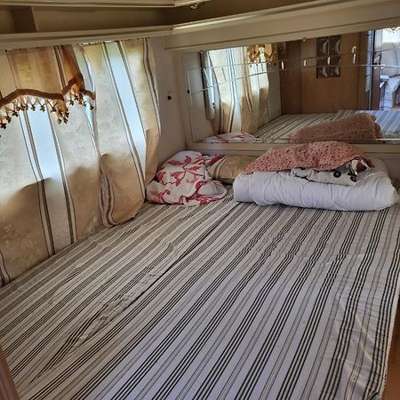 Pirttiniemen Lomakylae Hotel Muurasjärvi Buitenkant foto