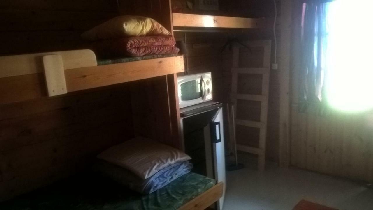 Pirttiniemen Lomakylae Hotel Muurasjärvi Buitenkant foto