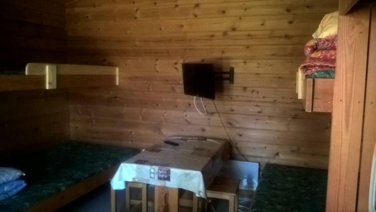 Pirttiniemen Lomakylae Hotel Muurasjärvi Buitenkant foto