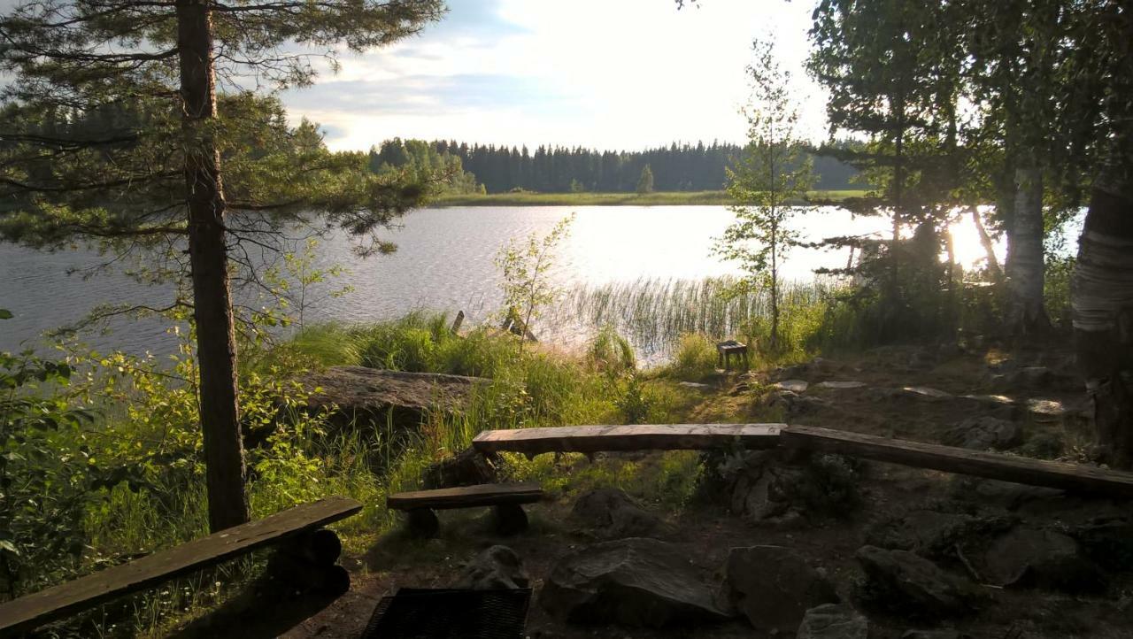 Pirttiniemen Lomakylae Hotel Muurasjärvi Buitenkant foto