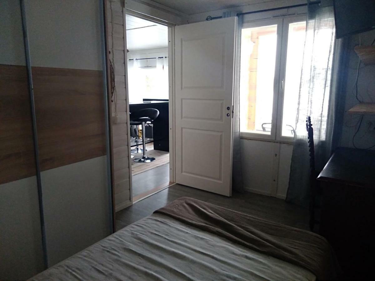 Pirttiniemen Lomakylae Hotel Muurasjärvi Buitenkant foto